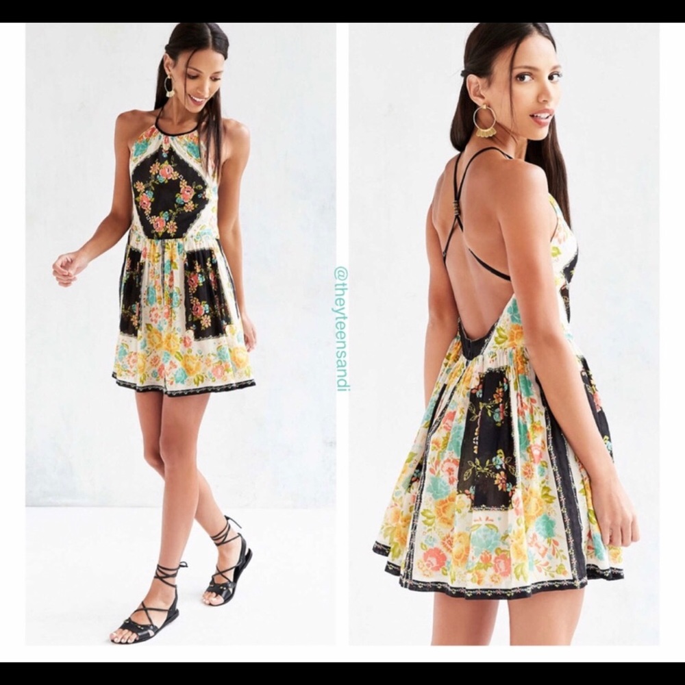 Urban Outfitters Ecote Bonita Floral Print Dress